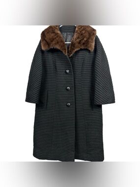 Vintage 1960s Kaybrooke New York black ribbed wool swing coat with real mink